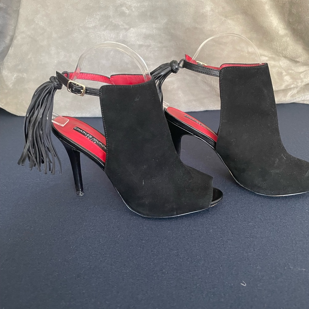 Charles Jourdan Felix Black Suede w/Tassels Size 7.5